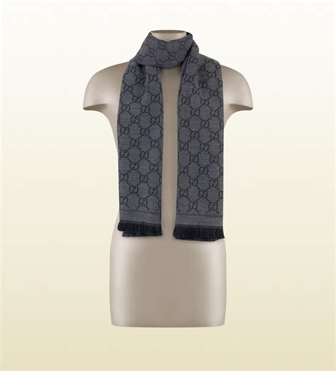 gg jacquard pattern knitted scarf